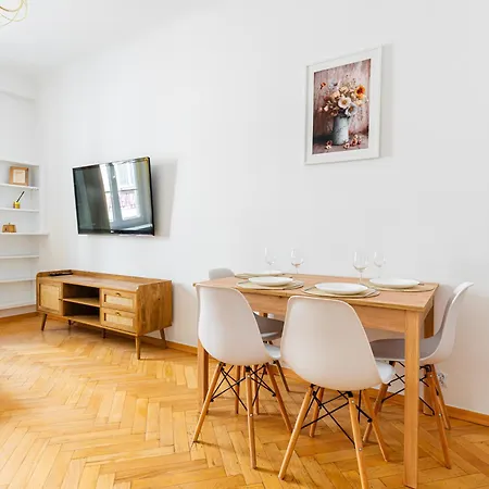 Charming Flat In The Old Town Podwale Street *
