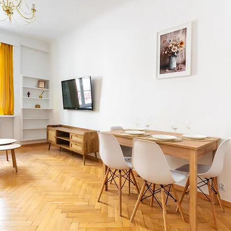 Charming Flat In The Old Town Podwale Street